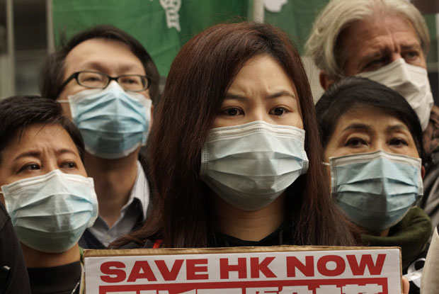 Хистерија због корона вируса тресе свет: Умрло скоро 500 особа, заражено више од 24.500